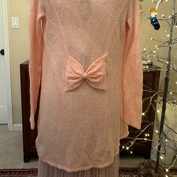 Claudia Nichole Ballet Pink Cashmere Long Cardigan w/ Bow Back – NWT – Size XS - Picture 4 of 9